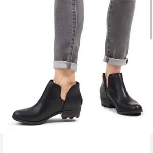 Sorel | Lolla cut out bootie